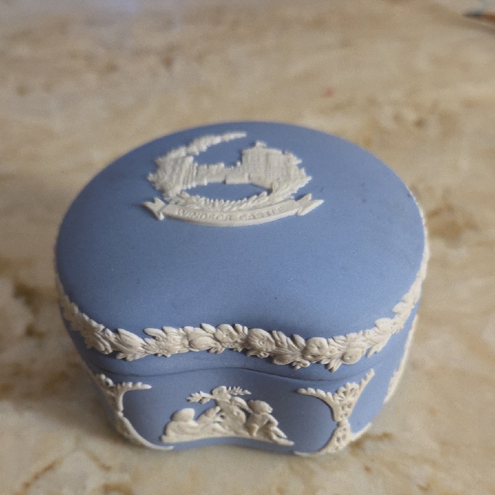 Wedgwood Windsor Castle Pale Blue Jasperware Box. Made in England.